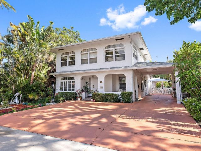 Home for sale at 328 Monroe Drive - photo 6038137