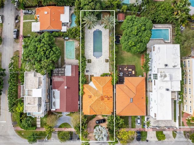 Home for sale at 4316 Sheridan Ave - photo 5985970