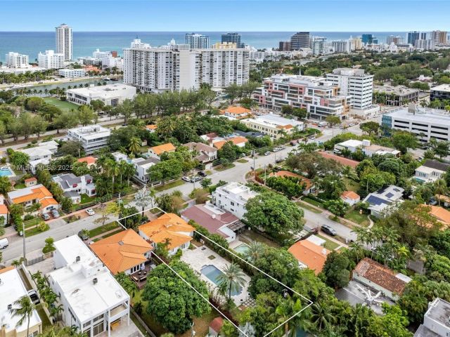 Home for sale at 4316 Sheridan Ave - photo 5985976