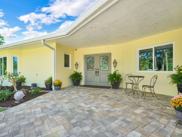 Home for sale at 6624 Dillman Road - photo 6035501