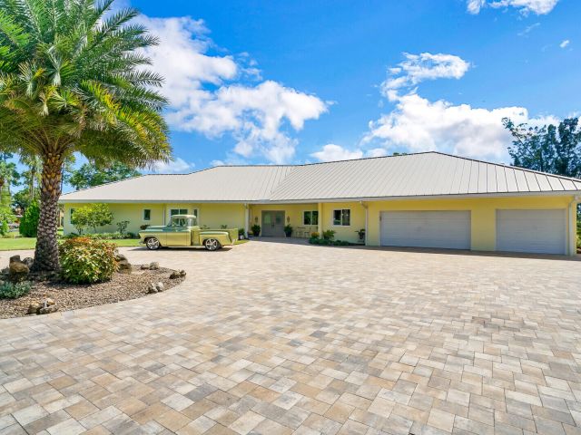 Home for sale at 6624 Dillman Road - photo 6035503