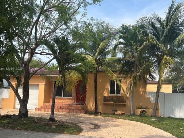 Home for sale at 1575 SW 12th Ave - photo 6112761
