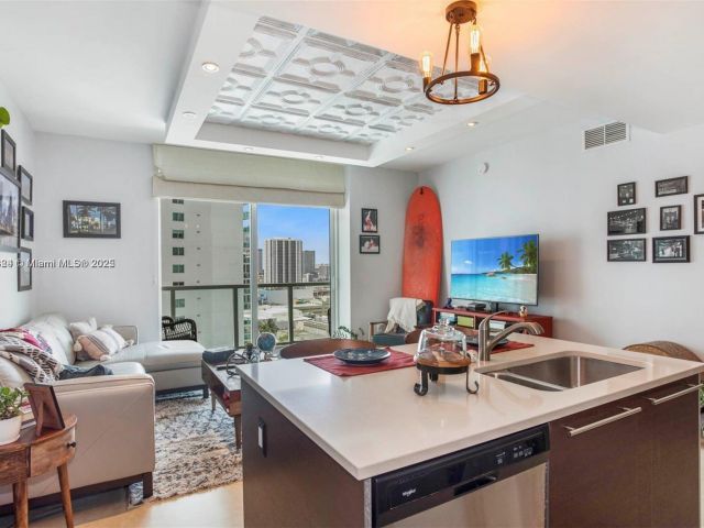 Apartment for sale  Unit #2307 - photo 5987692