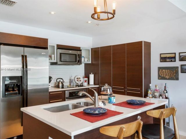 Apartment for sale  Unit #2307 - photo 5987693