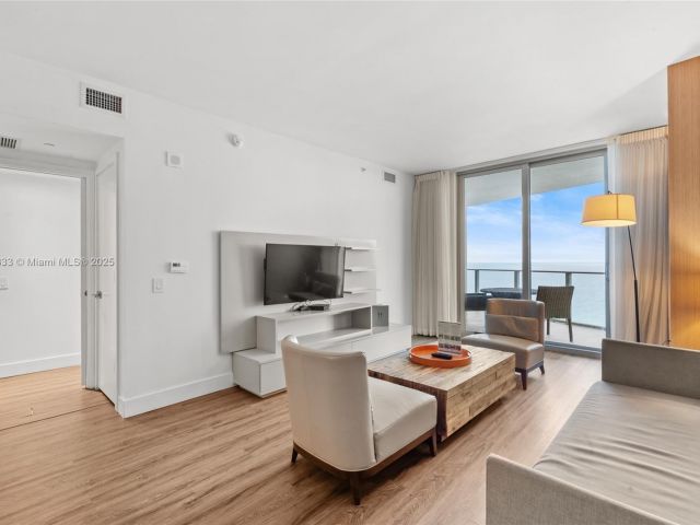 Apartment for rent  Unit #2307 - photo 5989699