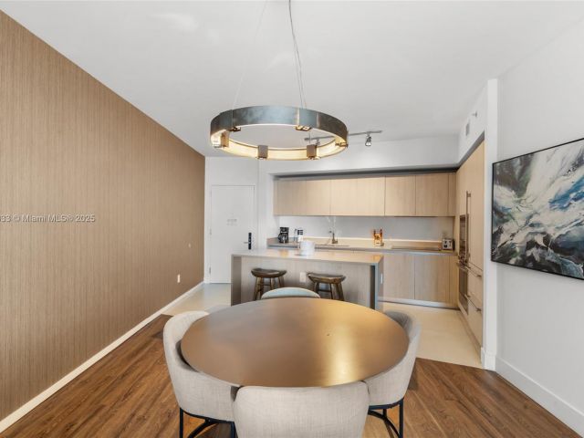 Apartment for rent  Unit #2307 - photo 5989705