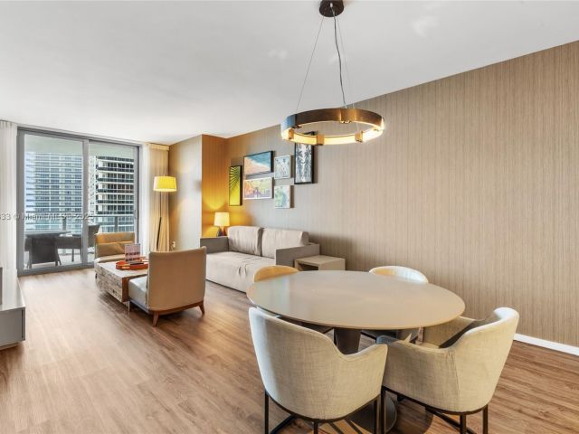 Apartment for rent  Unit #2307 - photo 5989707