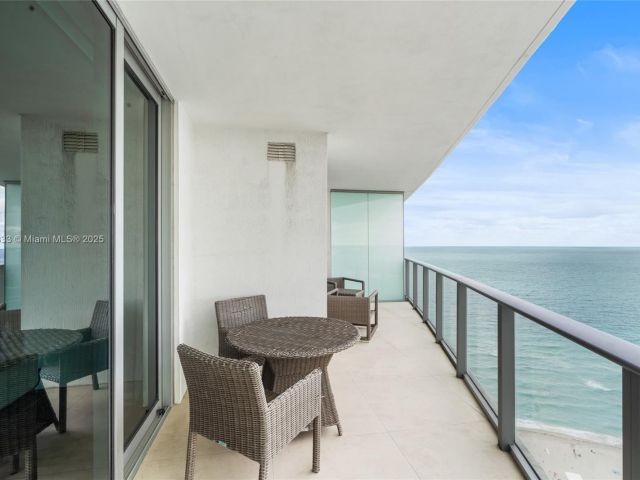 Apartment for rent  Unit #2307 - photo 5989717