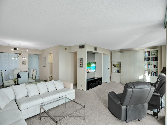 Apartment for sale  Unit #1125 - photo 5989895