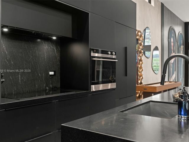 Home for rent at 400 NW 49th St 0 - photo 5987167