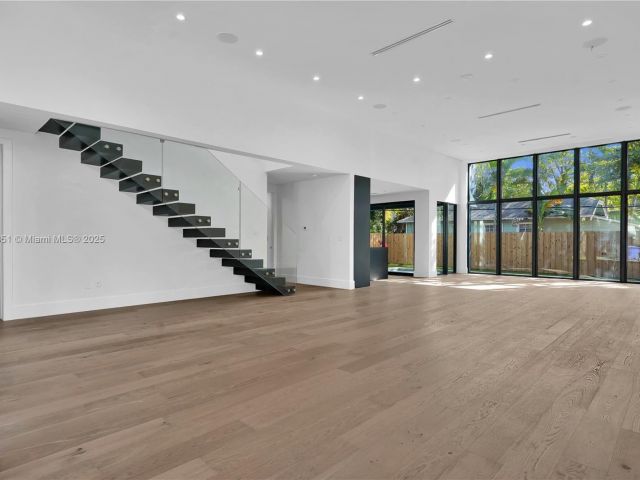 Home for sale at 30 NE 50th St - photo 5987272