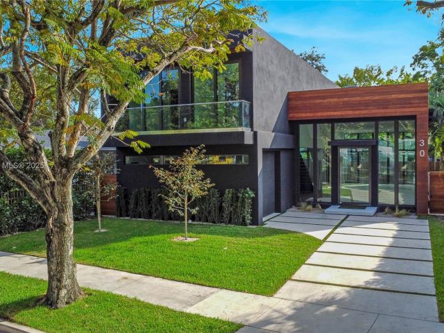 Home for sale at 30 NE 50th St - photo 5987275