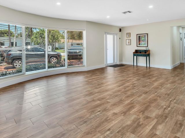 Home for sale at 1870 NE 197th Ter - photo 5996974