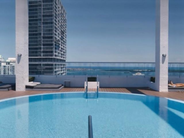 Apartment for sale  Unit #1907 - photo 6088657