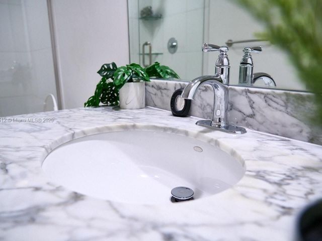 Apartment for sale  Unit #1907 - photo 6088662