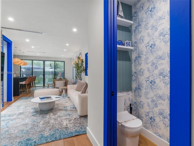 Home for rent at 408 NW 52nd St 408 - photo 6031469