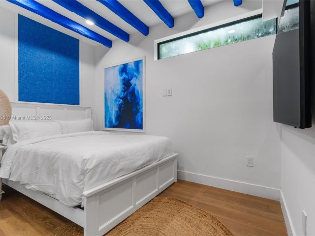 Home for rent at 408 NW 52nd St 408 - photo 6031474