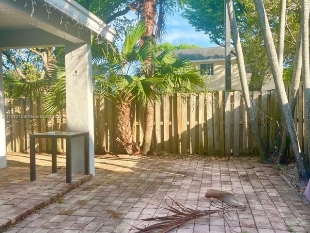 Home for sale at 10121 NW 51st Ln - photo 5986243