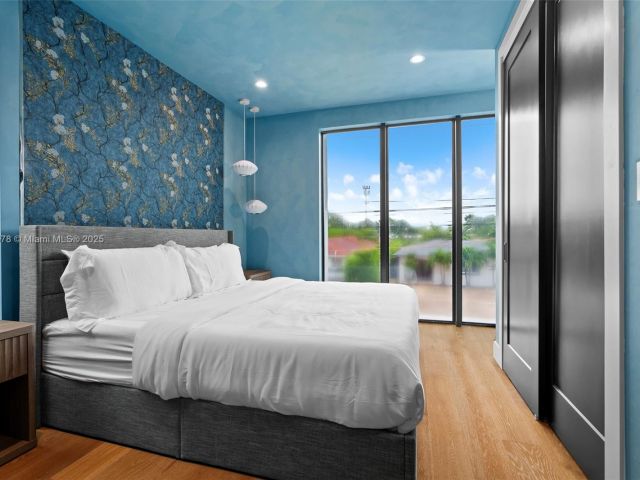 Home for rent at 410 NW 52nd St 410 - photo 6031459