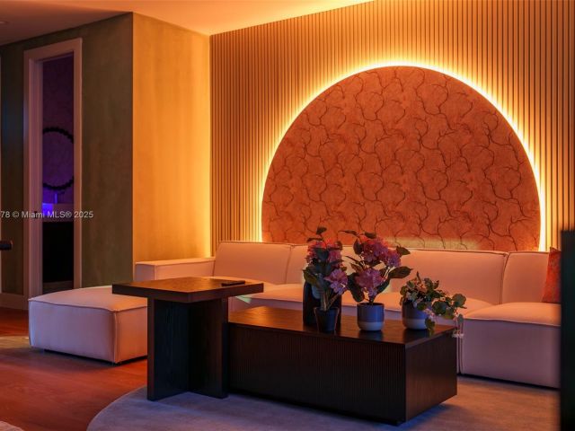 Home for rent at 410 NW 52nd St 410 - photo 6031467