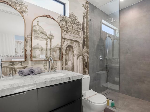 Home for rent at 414 NW 52nd St 414 - photo 6031447