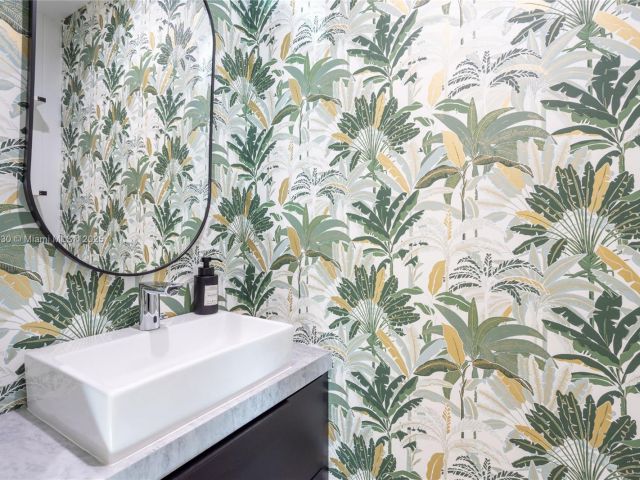 Home for rent at 416 NW 52nd St 416 - photo 6031492