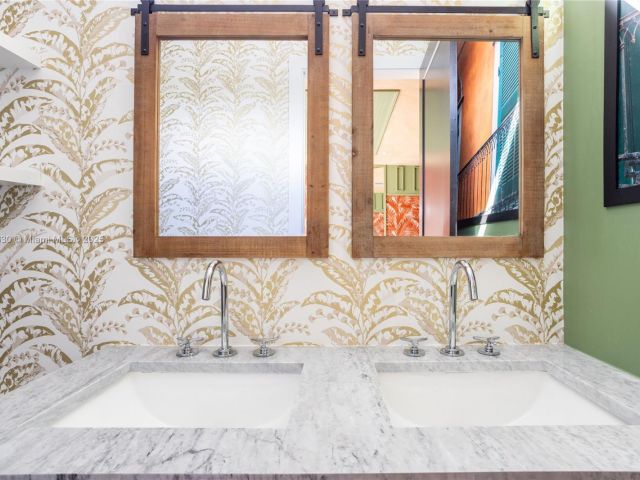 Home for rent at 416 NW 52nd St 416 - photo 6031502