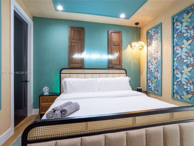 Home for rent at 416 NW 52nd St 416 - photo 6031505