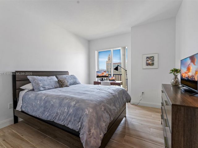 Apartment for sale  Unit #1107 - photo 6016823