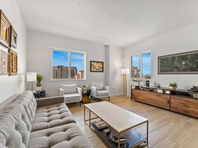 Apartment for sale  Unit #1107 - photo 6016830