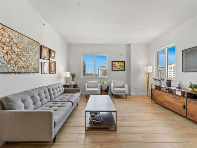 Apartment for sale  Unit #1107 - photo 6016831