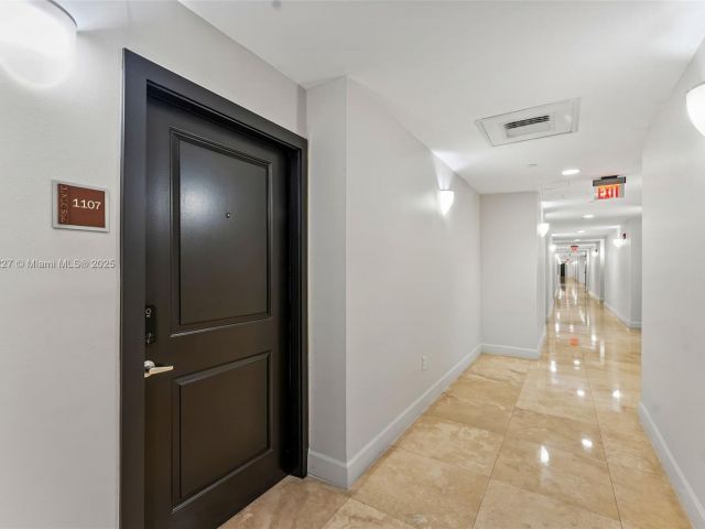 Apartment for sale  Unit #1107 - photo 6016837