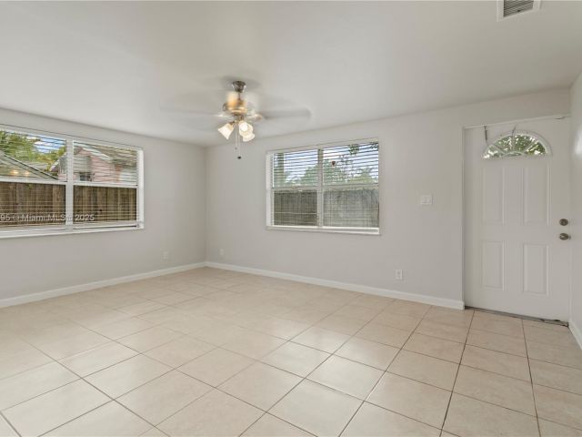Home for sale at 3121 NE 13th Ave - photo 5988557