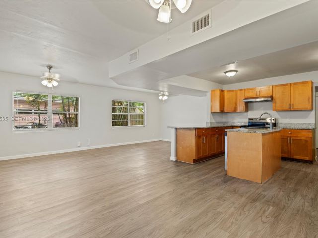 Home for sale at 3121 NE 13th Ave - photo 7436140