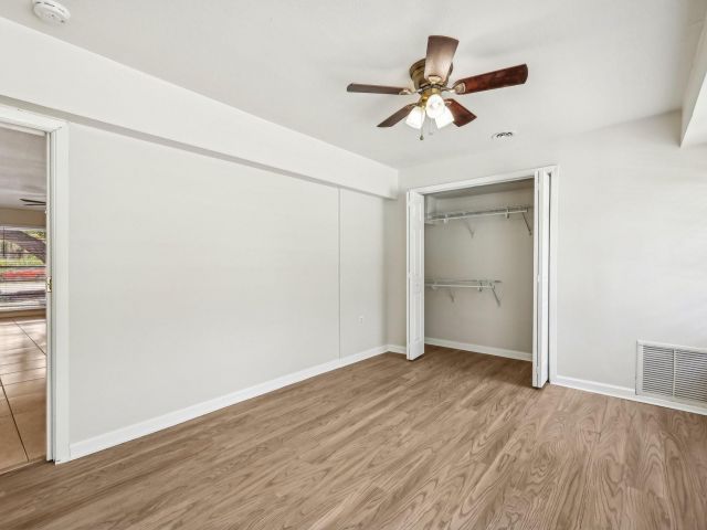 Home for sale at 334 NW 12th Ave - photo 5995294