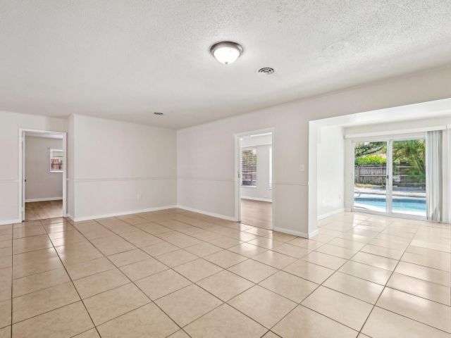 Home for sale at 334 NW 12th Ave - photo 5995305