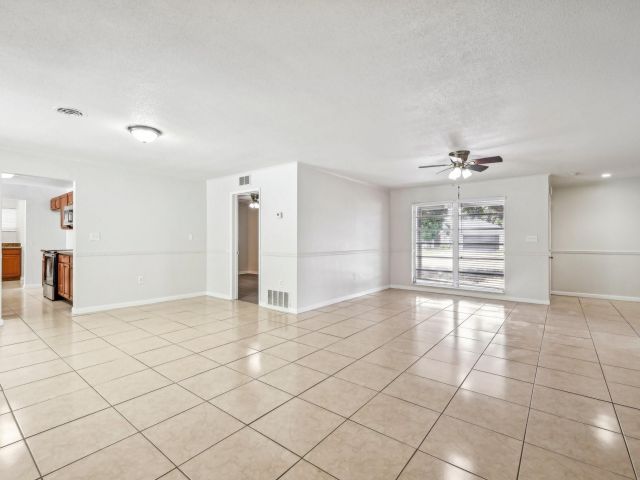 Home for sale at 334 NW 12th Ave - photo 5995307