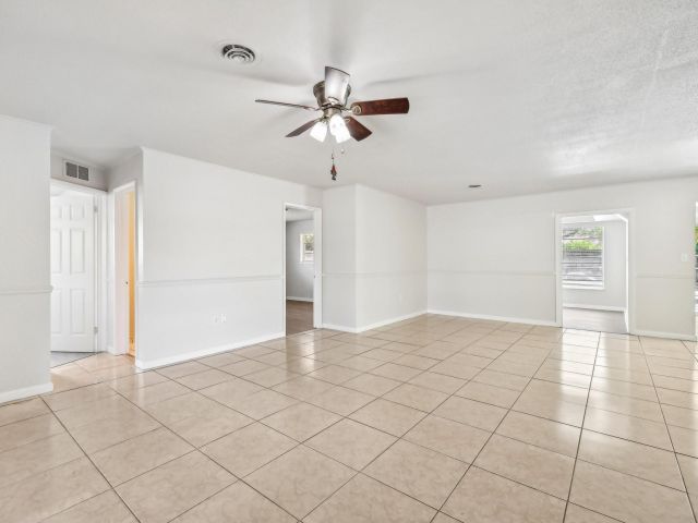 Home for sale at 334 NW 12th Ave - photo 5995308