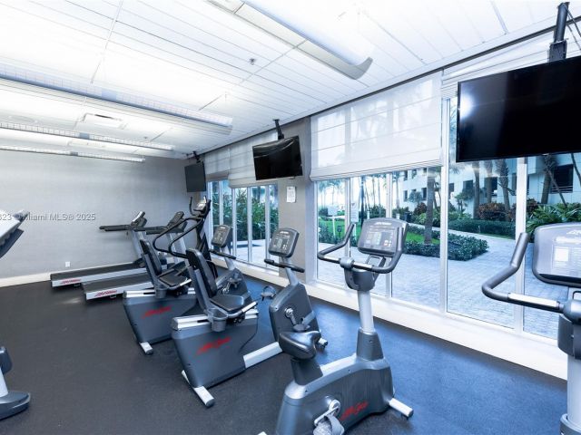 Apartment for rent  Unit #14K - photo 5989847