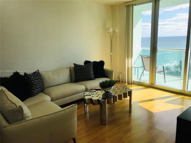 Apartment for rent  Unit #14K - photo 5989854