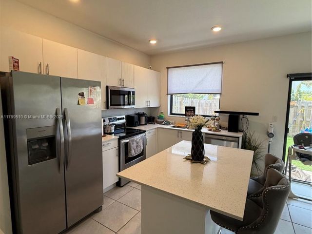 Home for rent at 13266 SW 285th St 0 - photo 5988963