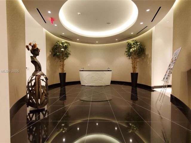 Apartment for sale  Unit #2208 - photo 5998057