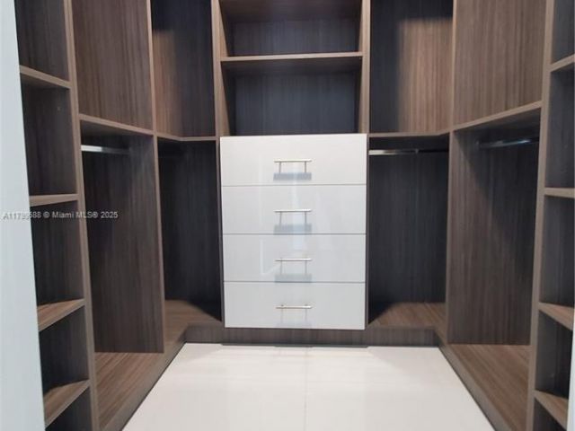 Apartment for sale  Unit #2208 - photo 5998059