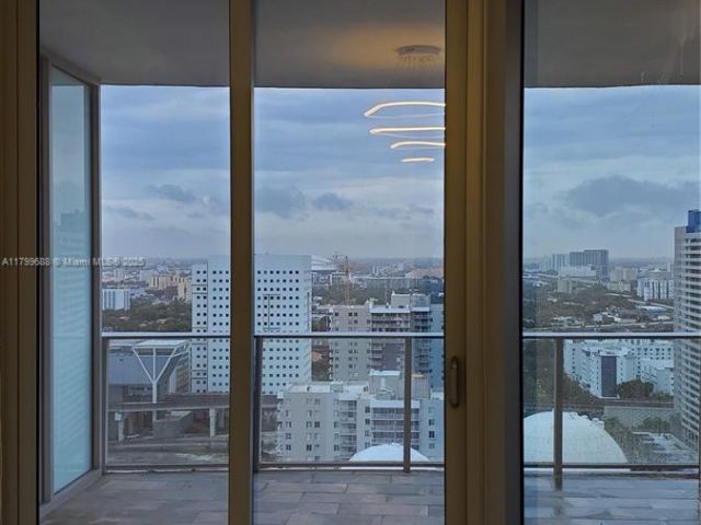 Apartment for sale  Unit #2208 - photo 5998061