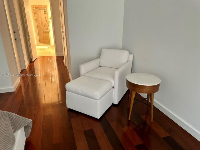 Apartment for rent  Unit #803 - photo 5993601