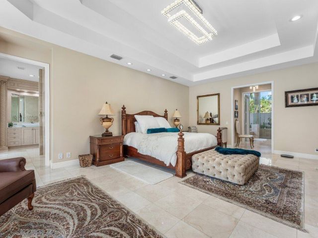 Home for sale at 17906 Aberdeen Way - photo 6015080