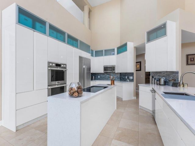 Home for sale at 17906 Aberdeen Way - photo 6015085