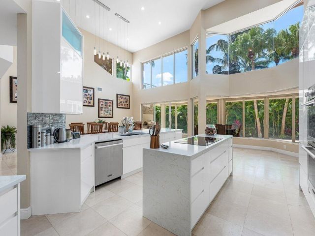 Home for sale at 17906 Aberdeen Way - photo 6015087