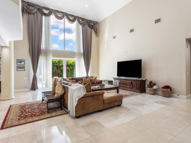 Home for sale at 17906 Aberdeen Way - photo 6015090