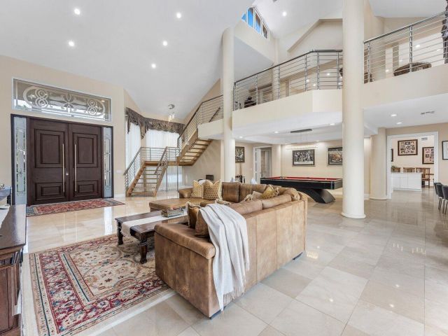 Home for sale at 17906 Aberdeen Way - photo 6015092